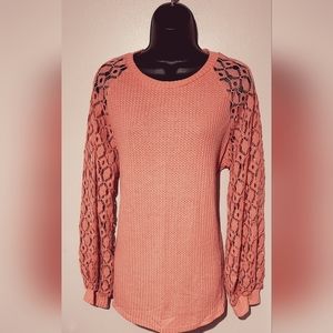 Cute Trendy Peach Sweater sz L NWT